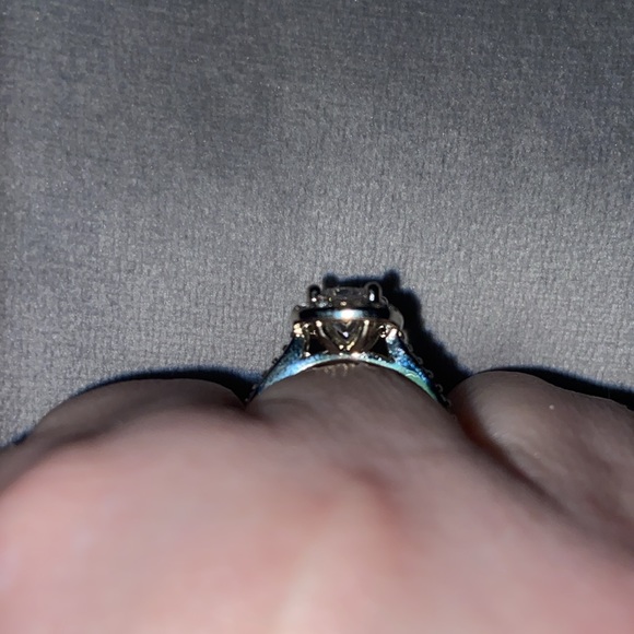 Silver square CZ engagement/cocktail/promise ring - Picture 4 of 7